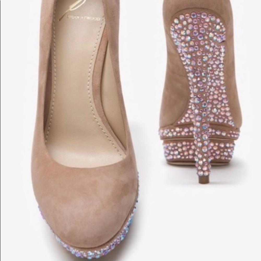 Brian Atwood nude crystal heels NIB 8